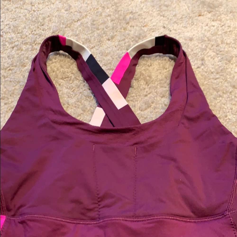 Lululemon - Picture 2 of 2